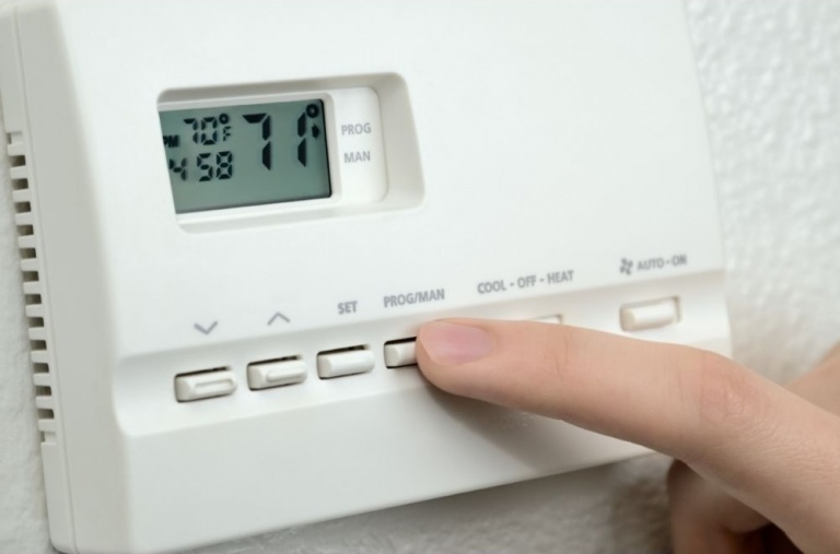 Totaline Thermostat Models, Manuals & Troubleshooting